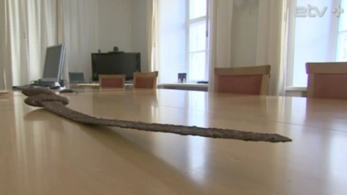 Меч епохи вікінгів