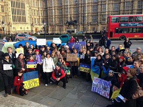 Лондон. Фото @huntingbees