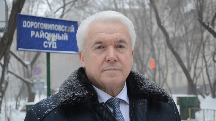 Втікач-Олійник