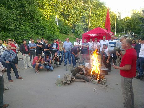 Біля фастівського райвідділку. Фото Андрія Ковальова Біля фастівського райвідділку. Фото Андрія Ковальова