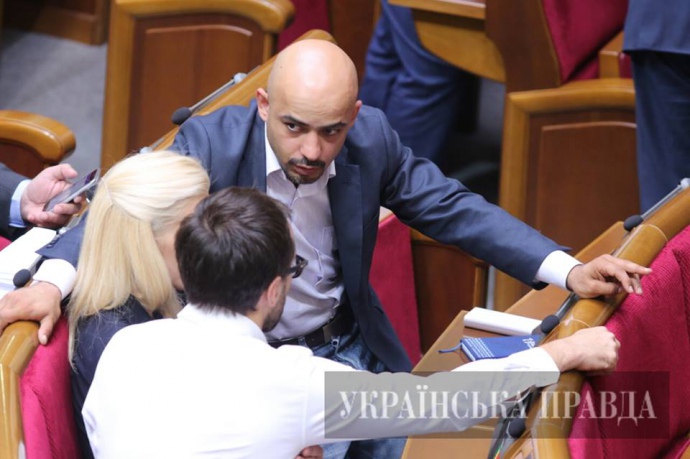 Мустафа Найем, Світлана Заліщук та Сергій Лещенко у парламені перший раз