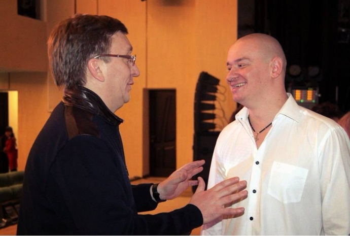 Владислав Бухарєв (ліворуч) і