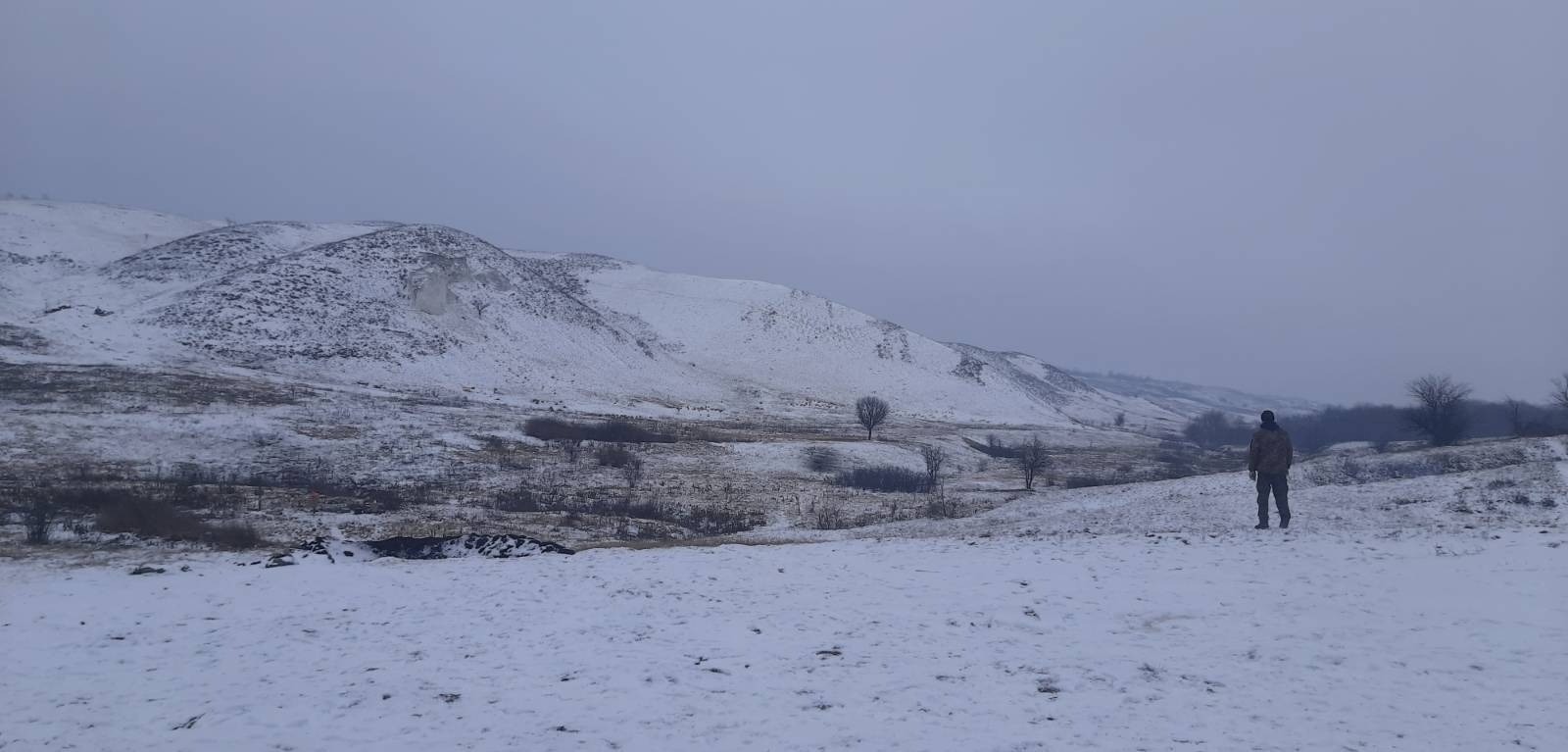 Антон Філатов: Тут починаєш розуміти, що «земля трясеться» або «земля плаче» – це взагалі не метафори. Коли я чимось був вражений в мирний час, казав, «мене порвало». Більше так не кажу. Я бачив, що це таке, і це, бл*дь, взагалі не смішно було