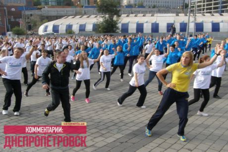 Губернатор пришел в спортивной форме