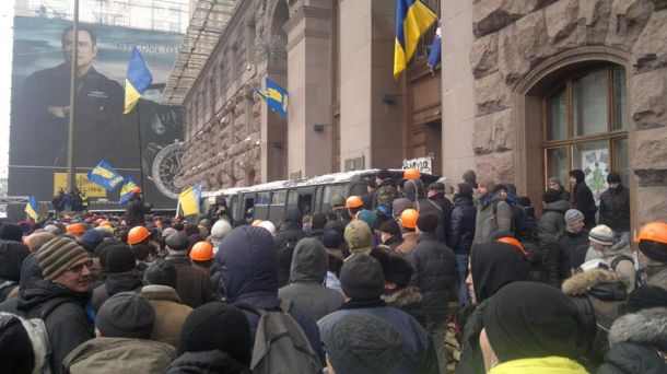 КМДА, 11 грудня 2013 року