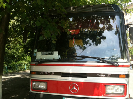 Автобус с Беркутом. Фото Оксаны Коваленко, УП