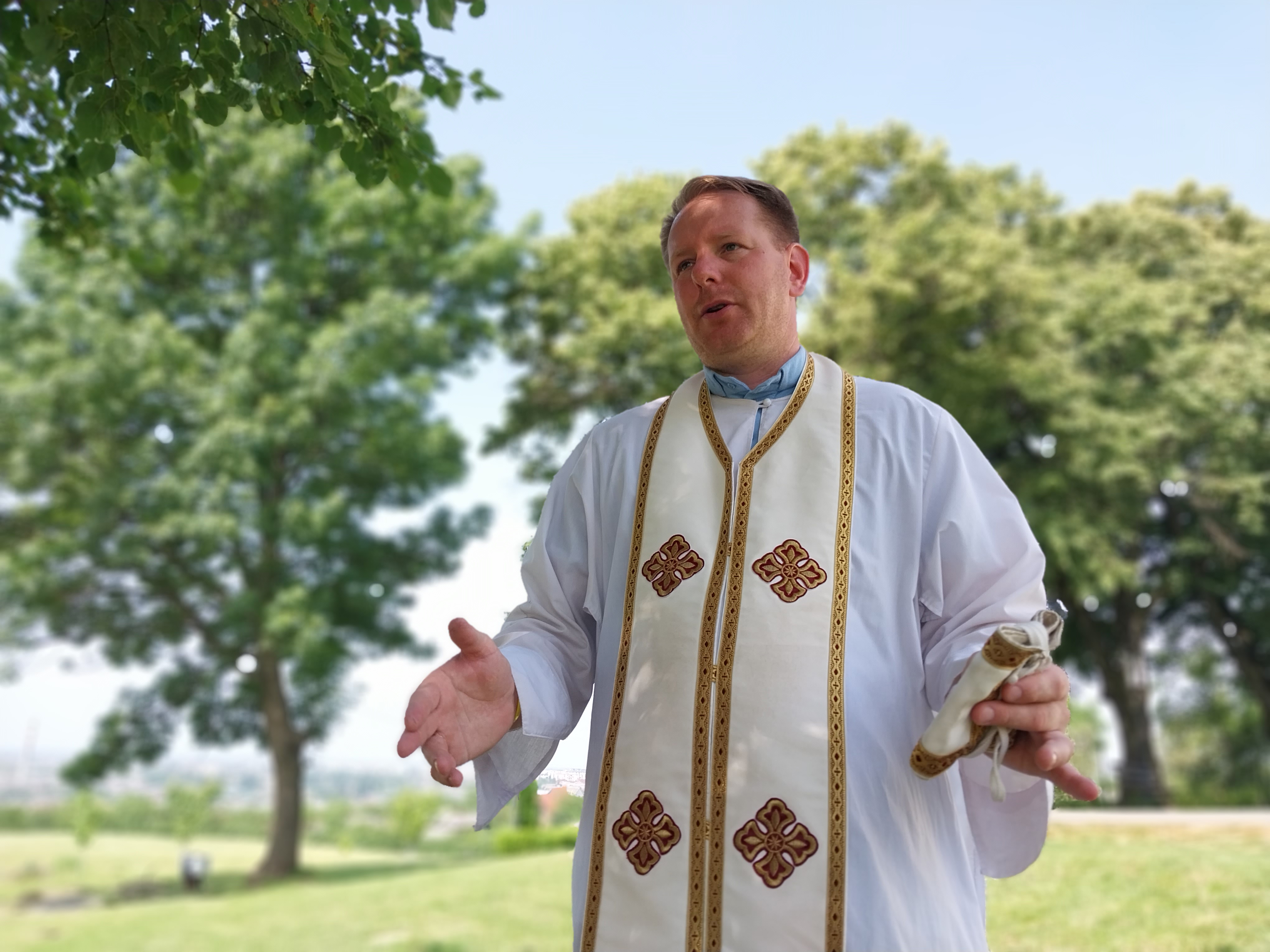 Отець Богдан: Було враження що рано чи пізно война буде. Багато хто говорив, що якщо ми захочемо жити самостійно, росіяни прийдуть нас вбивати