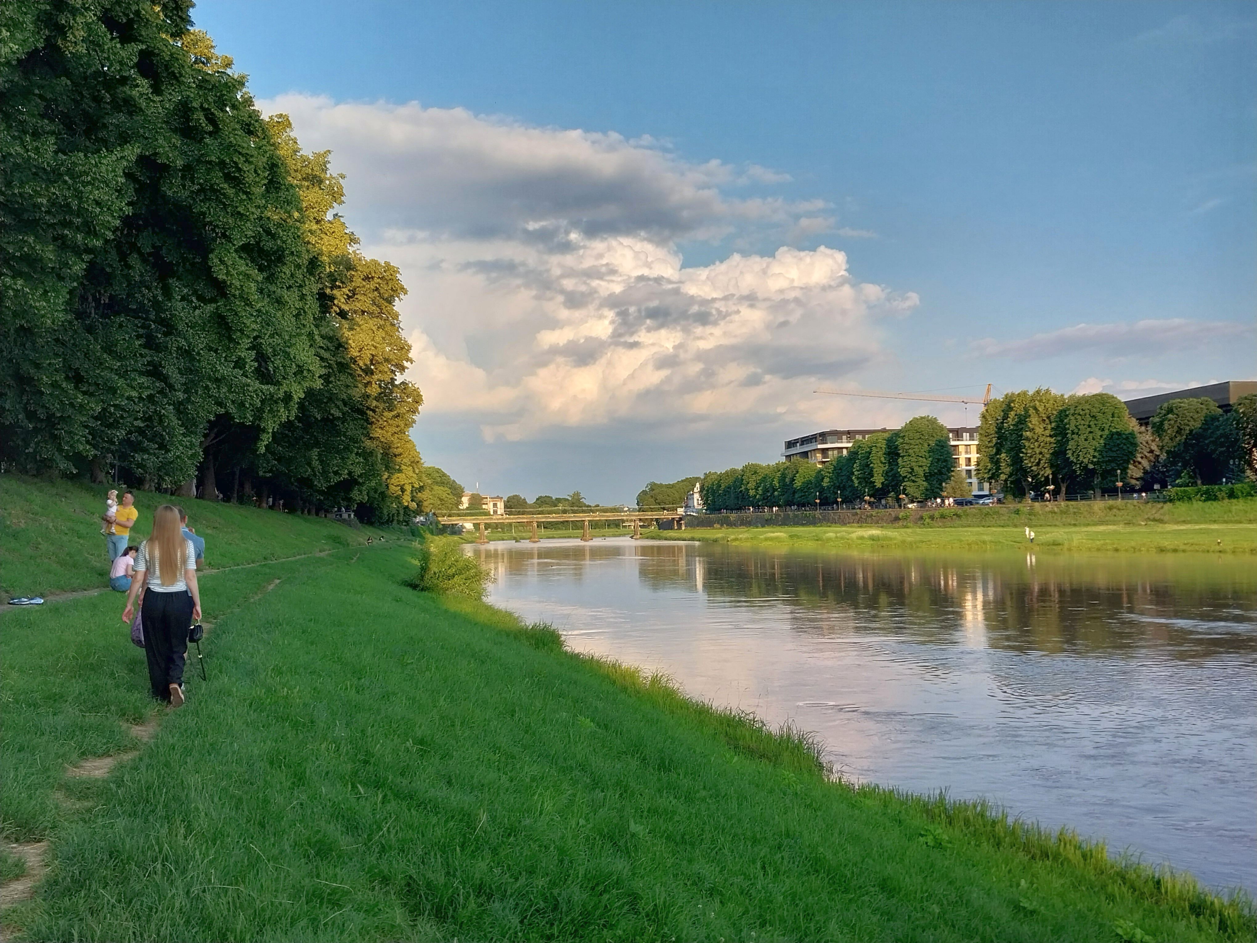 Довжина річки Уж 127 кілометрів, 21 з яких вона тече у Словаччині