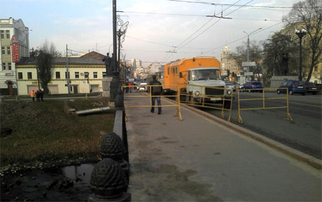 Перекритий міст у Харкові Перекритий міст у Харкові