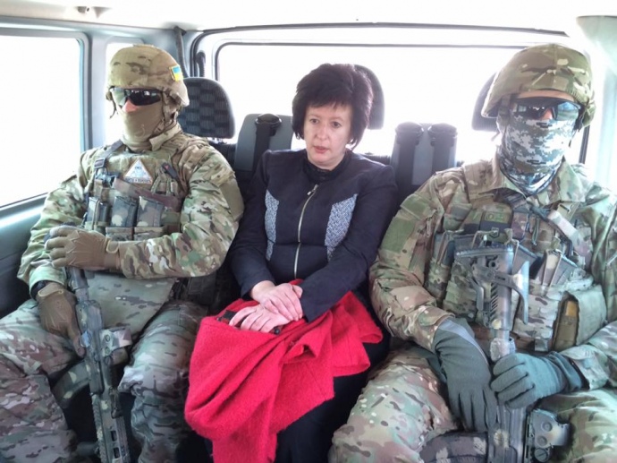 Валерія Лутковська їде на місце передачи