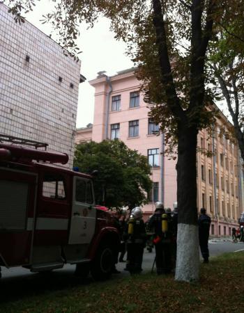 Горит медуниверситет