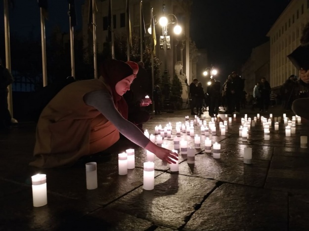 Навколо напису