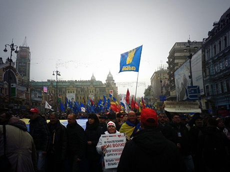 Колонна дошла до Крещатика. Фото с Twitter ВО Свобода