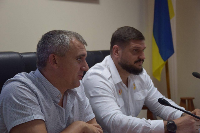 07 Сєнкевич і Савченко https://www.facebook.com/mkradagov