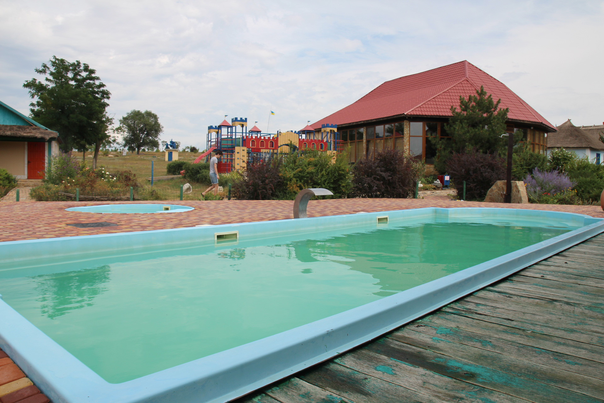 Бассейн Фрумушики – единственный в Тарутинской степи.