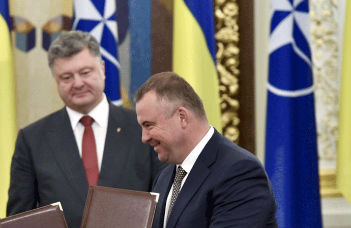 Військова прокуратура тричі відкривала справу по схемам в