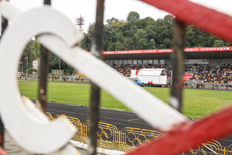 На сборах присутствовал и член ЦИК, несмотря на то, что суд запретил ЦИК отправлять своего представителя на данную акцию. Всего наблюдатели насчитали более 2500 участников