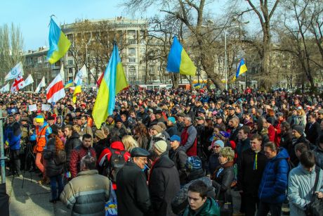 У Дніпропетровську пройшло віче У Дніпропетровську пройшло віче