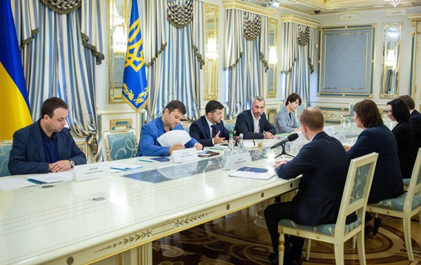 президент ввежає, що ми з вами доживемо до моменту, коли буде перезавантаження судової системи