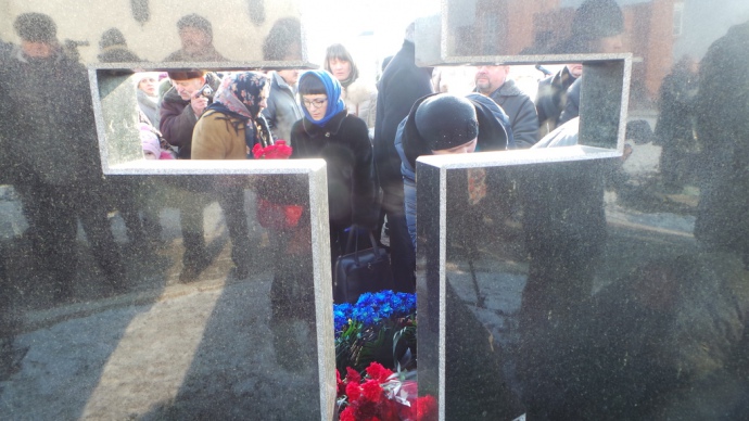 Поминальный день в Мариуполе
