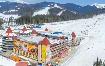 На Буковелі випав сніг