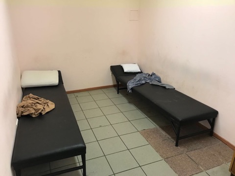 Кімната в аеропорту Одеси