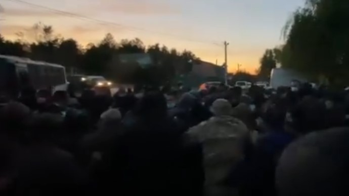 Столкновения под домом Порошенко