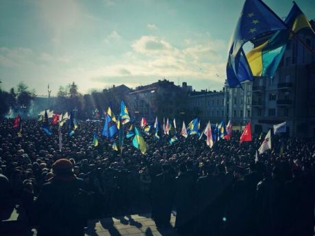 Віче у Тернополі. Фото @vladvakir 