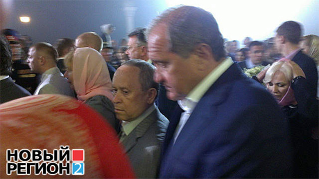 На службе также был Могилев, слева депутат ВР Ольга Ковитиди На службе также был Могилев, слева депутат ВР Ольга Ковитиди