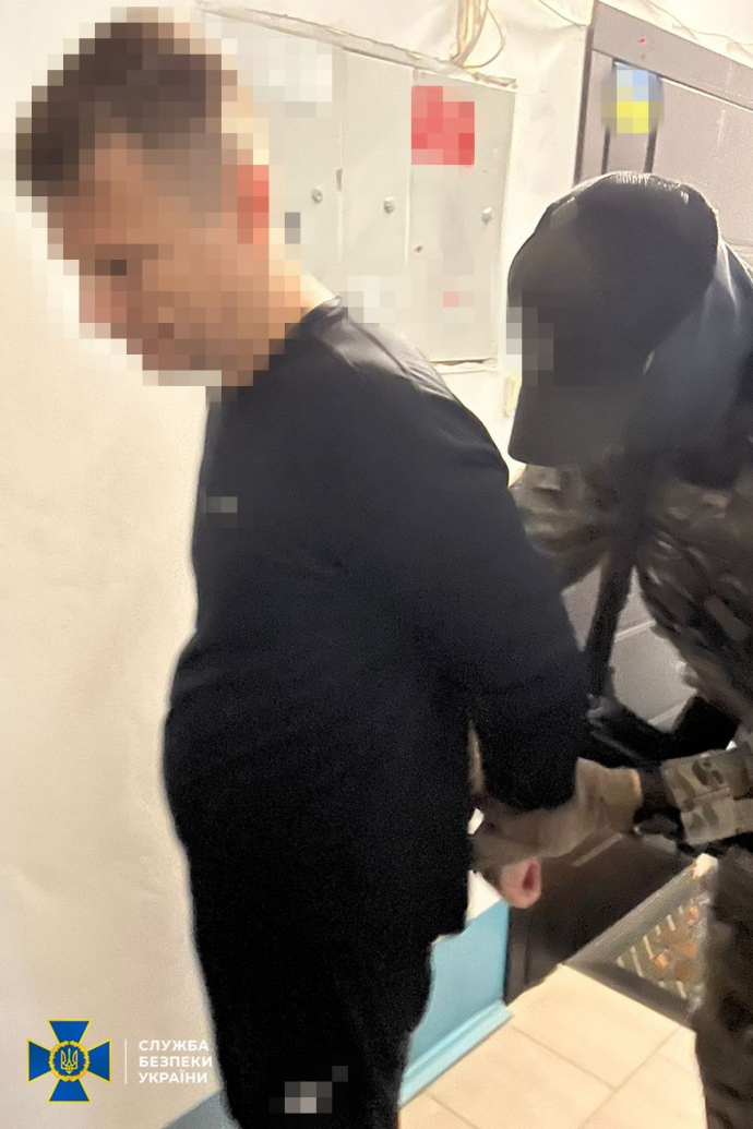 Керівник оборонного ДП і троє спільників крали на закупівлі модуля для РЛС до бойових винищувачів