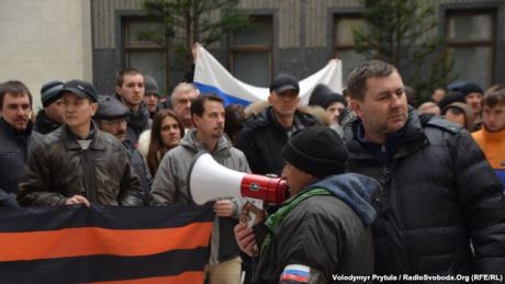 Крымский Совет заблокировали Крымский Совет заблокировали