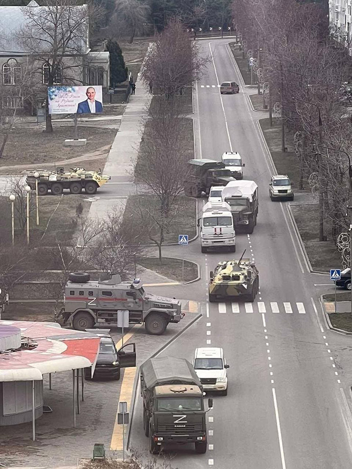 Російська техніка в окупованому Енергодарі, березень 2022