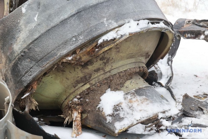 залишки ракети, яка вдарила по Харкову, усі фото Укрінформ