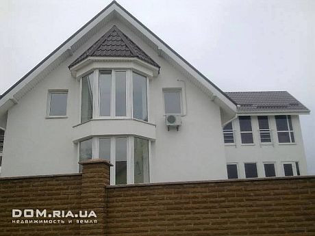 Фото будинку судді