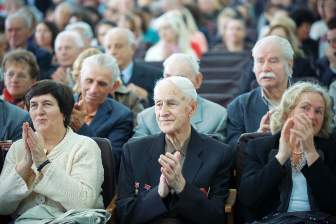 Слухачі концерту