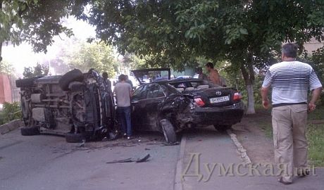 ДТП в Одессе с участием Лексуса ДТП в Одессе с участием Лексуса