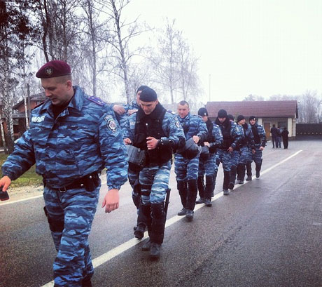 Беркут розходиться. Фото Мустафи Найема, УП Беркут розходиться. Фото Мустафи Найема, УП