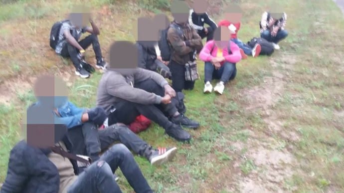 Нелегалы на границе с Литвой 