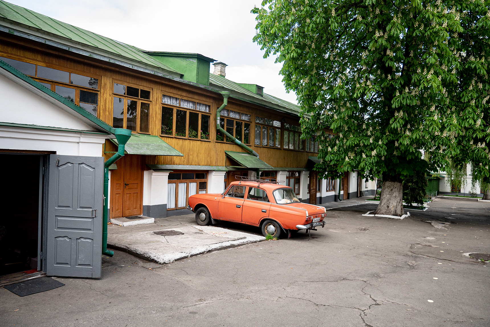 5_2_kashtani_Florivskiy_monastyr_Podil