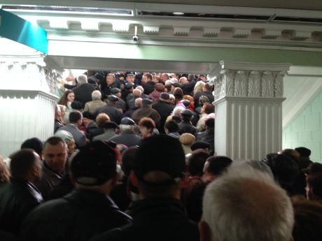 Потлавцы штурмуют горсовет