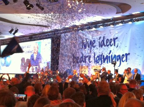 Консерваторы Норвегии празднуют победу. Фото Ольги Андрущенко Консерваторы Норвегии празднуют победу. Фото Ольги Андрущенко