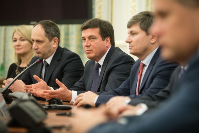 В уряді з вересня 2016-го року діє Координаційна рада з питань відновлення та розбудови миру