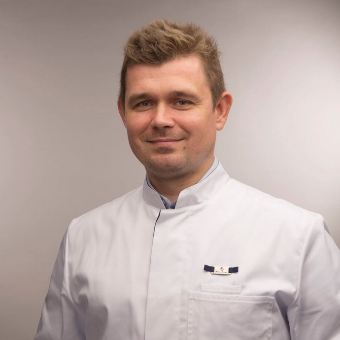 ЗА ДАНИМИ ЗМІ, ЗАГИБЛИЙ В РЕЗУЛЬТАТІ НАПАДУ - ПЛАСТИЧНИЙ ХИРУРГ АНДРІЙ СОТНИК