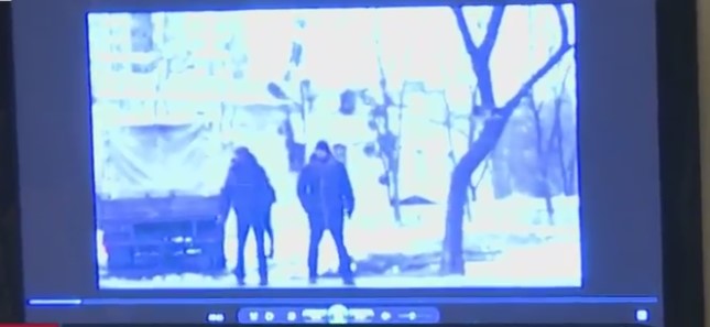 СБУ зафіксувала, як 2 виконавців замаху відстежують місця роботи та проживання об'єкта. 