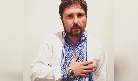 Анатолий Шарий