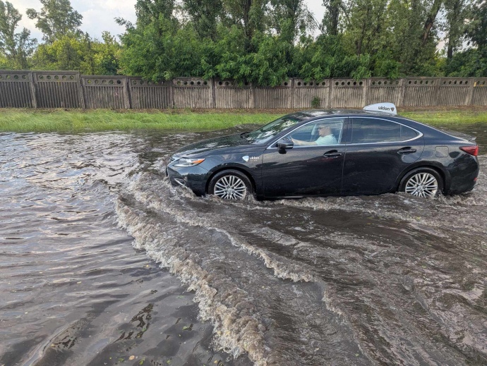 наслідки грози у Києві 8 червня, усі фото УП