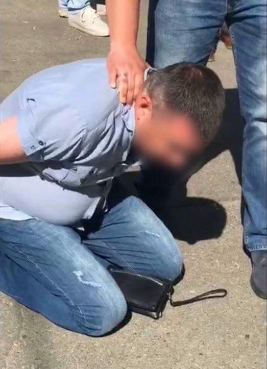 Дельцы, представляясь помощниками одного из заместителей главы СБУ, требовали взятку