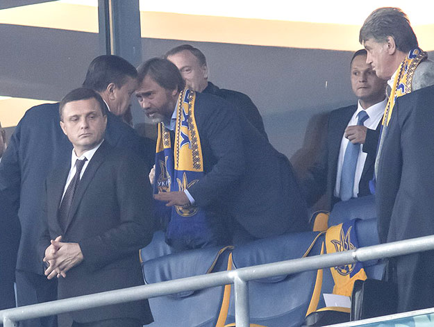 Новинський про щось встиг переговорити з президентом