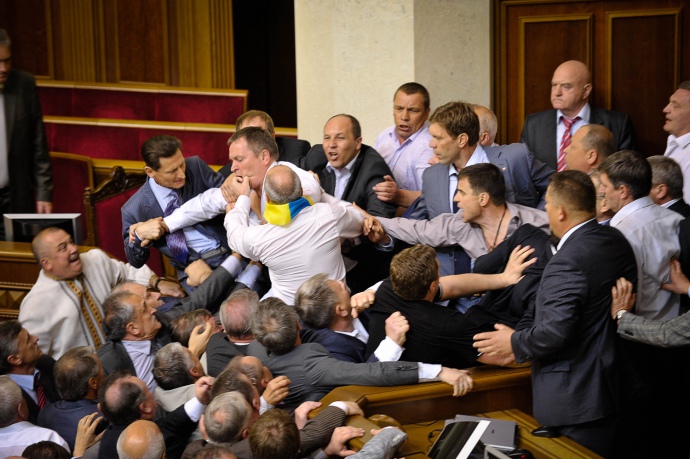 Парубій бере активну бойову участь у мовному протистоянні під час рогляду 