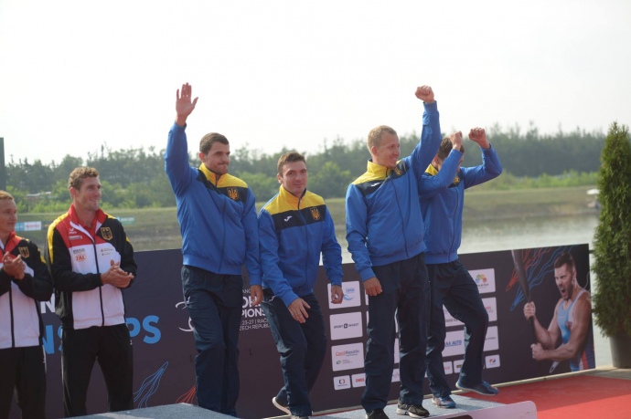 Каное-четвірка полтавчан здобула 